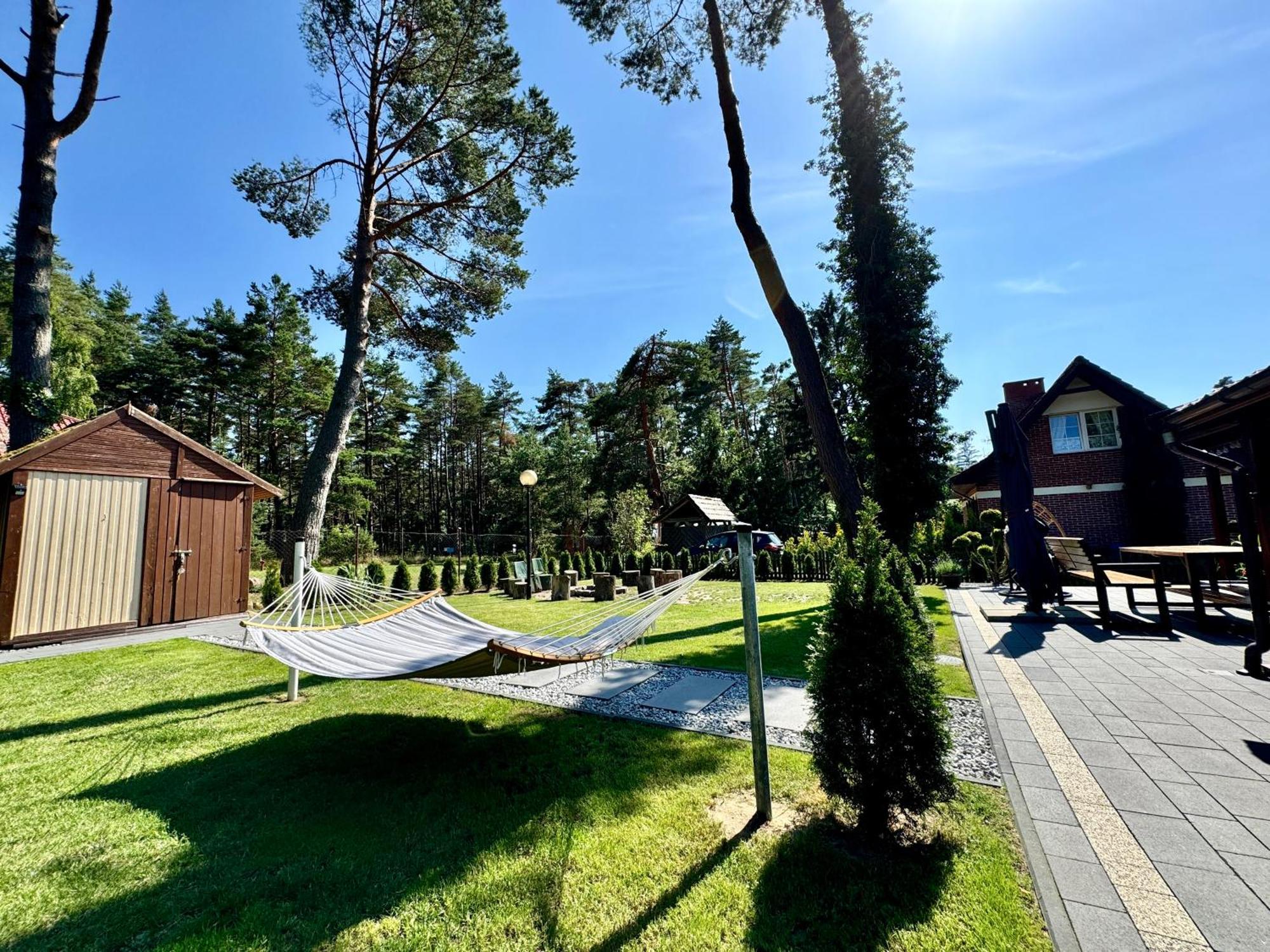 Вилла Lesna Ostoja Поддомбе Экстерьер фото